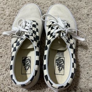 Vans lace up checkerboard W 8.5 M 7